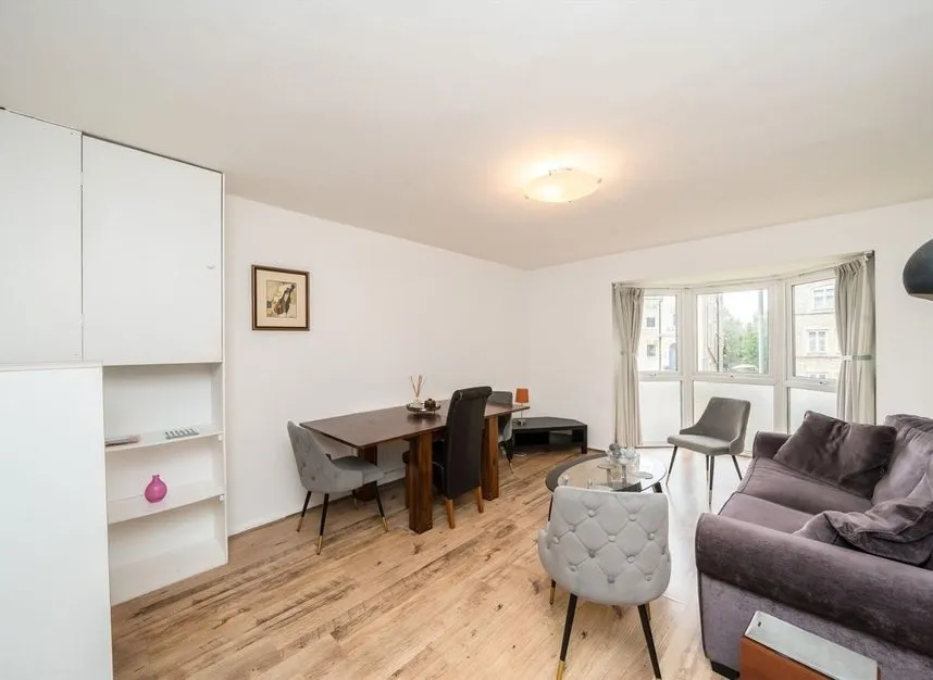 Queens Road, Kingston Upon Thames, KT2, photo 2