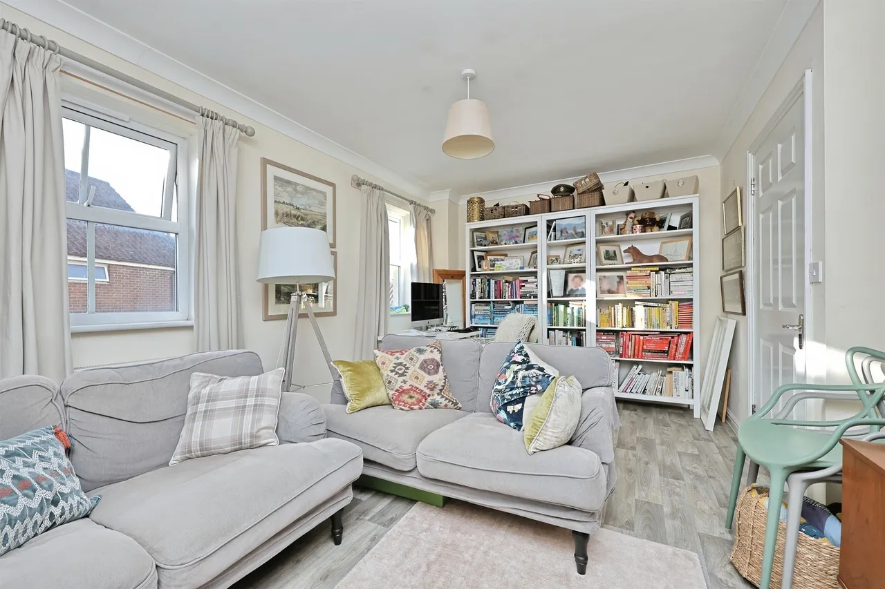 Crocus Street, Wymondham, NR18, photo 8