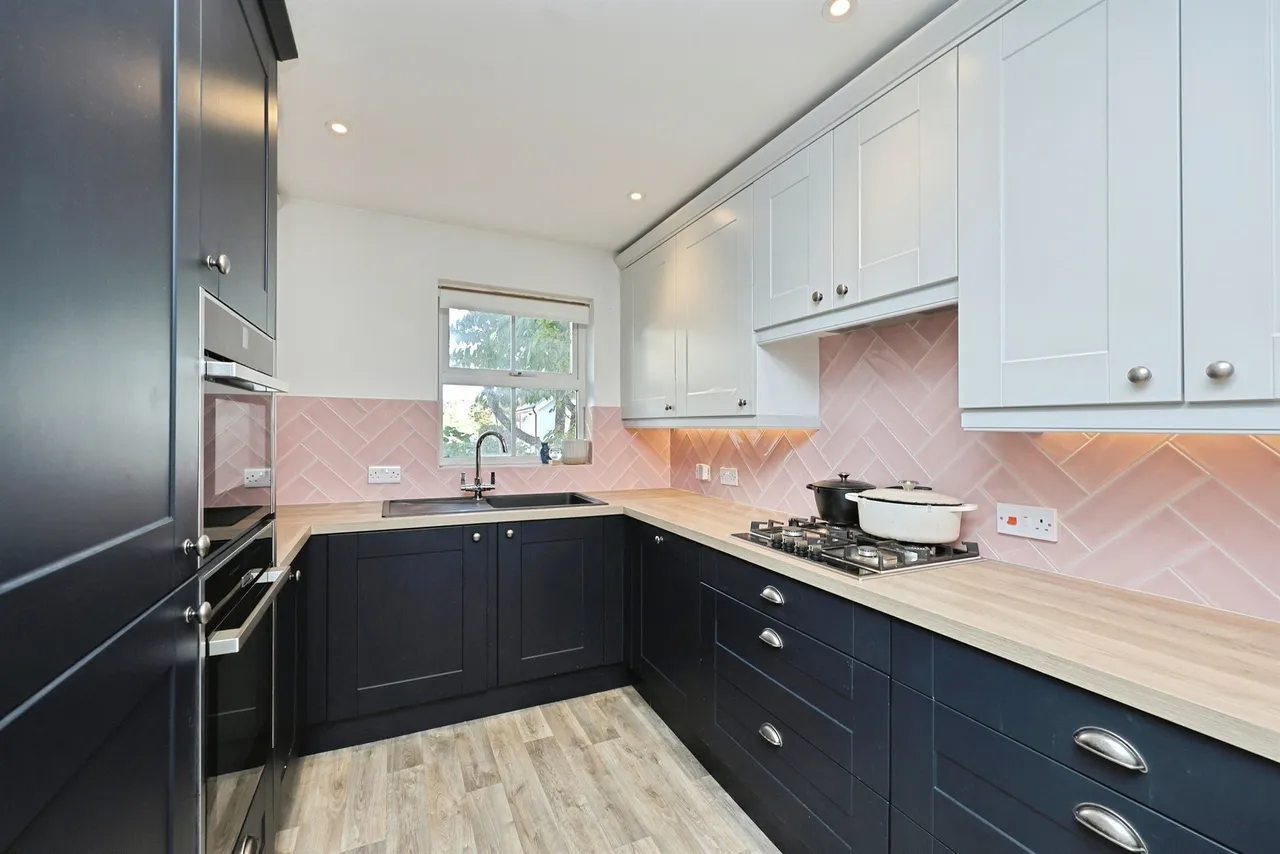 Crocus Street, Wymondham, NR18, photo 2