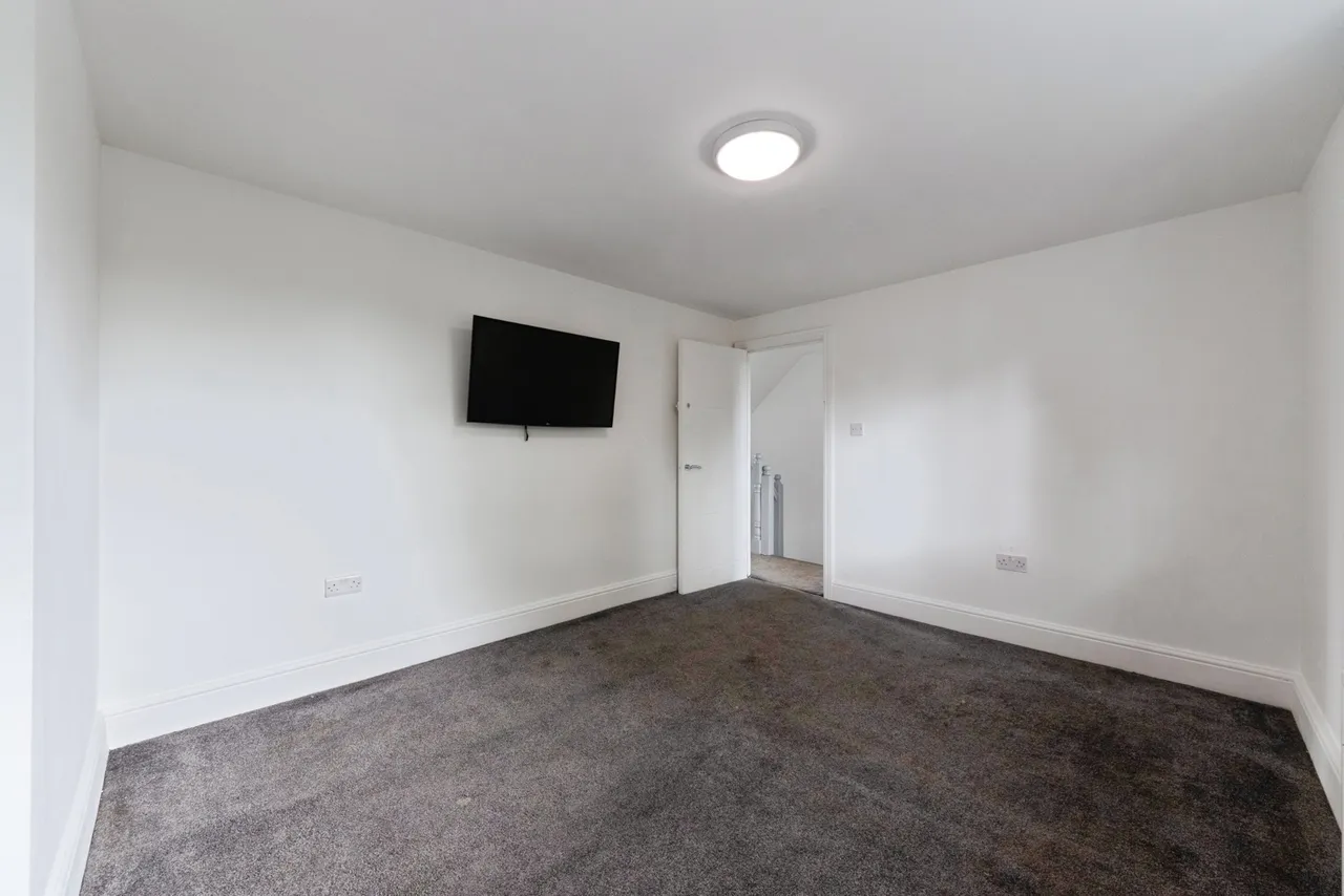 Warwick Road, Acocks Green, Birmingham, West Midlands, B27, photo 8