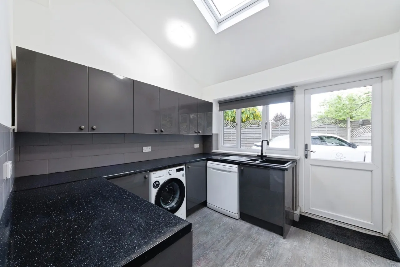 Warwick Road, Acocks Green, Birmingham, West Midlands, B27, photo 16