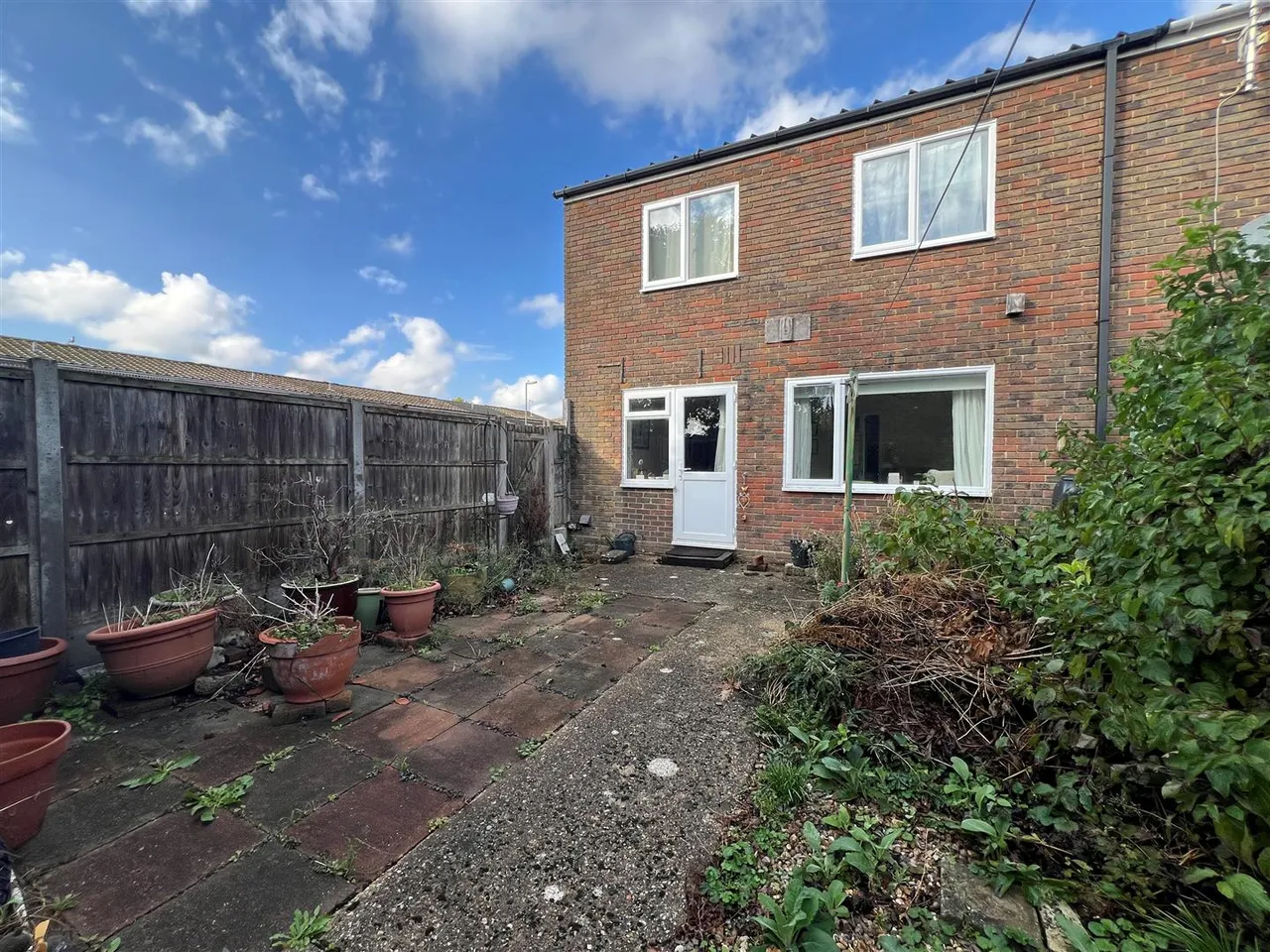 Montserrat Road, Basingstoke, photo 15
