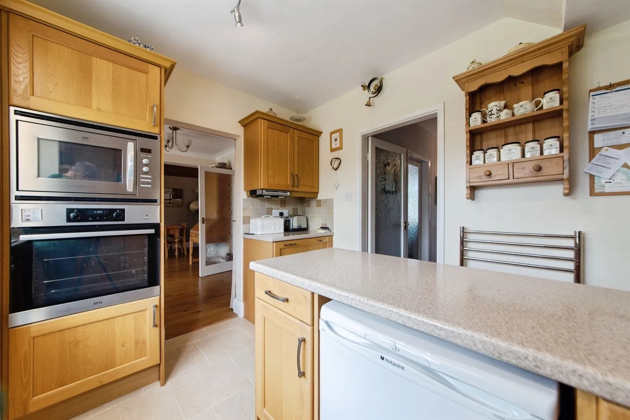 Windsor Drive, Spalding, photo 9
