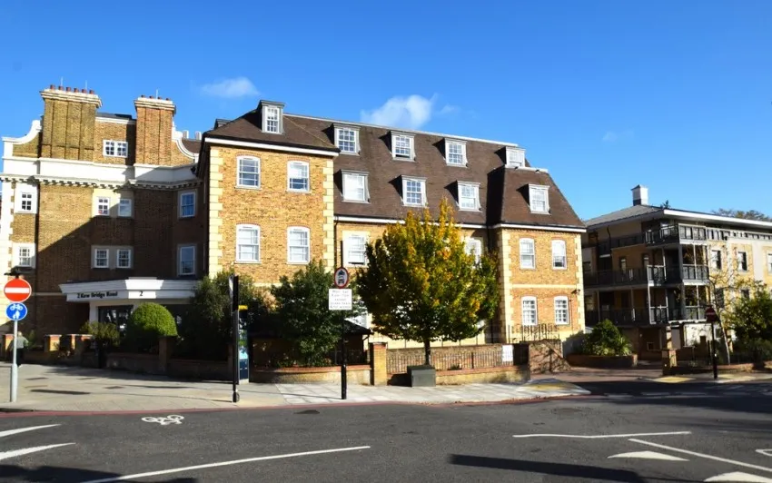 Kew Bridge Road, photo 9