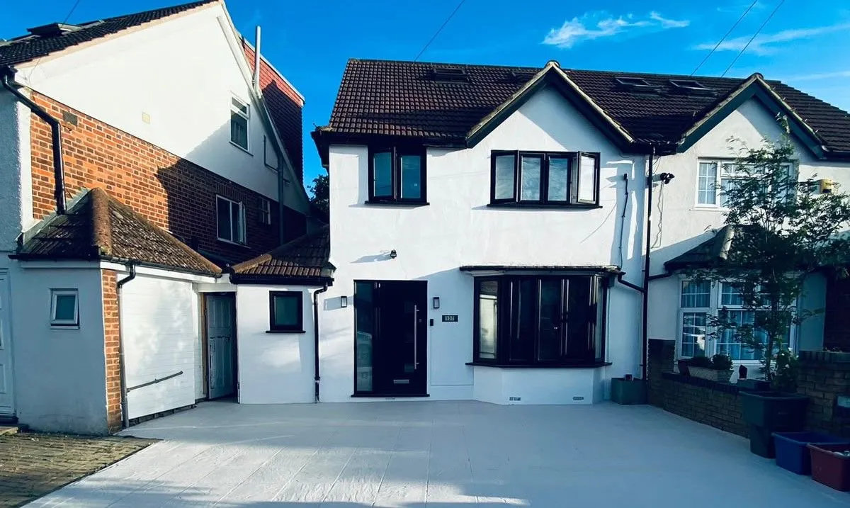 5 bed house for sale — The Crossways, Hounslow