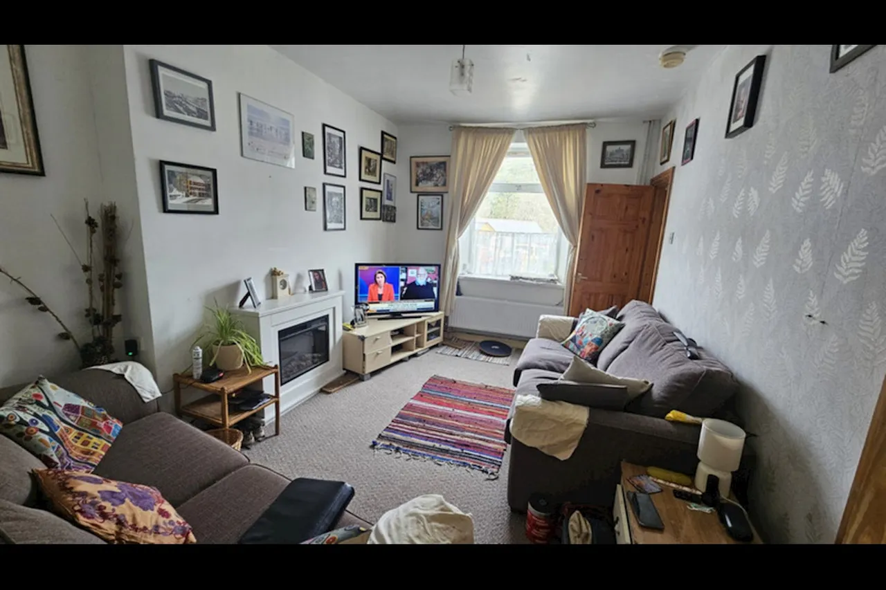 Oakland Terrace, Ferndale, CF43, photo 2