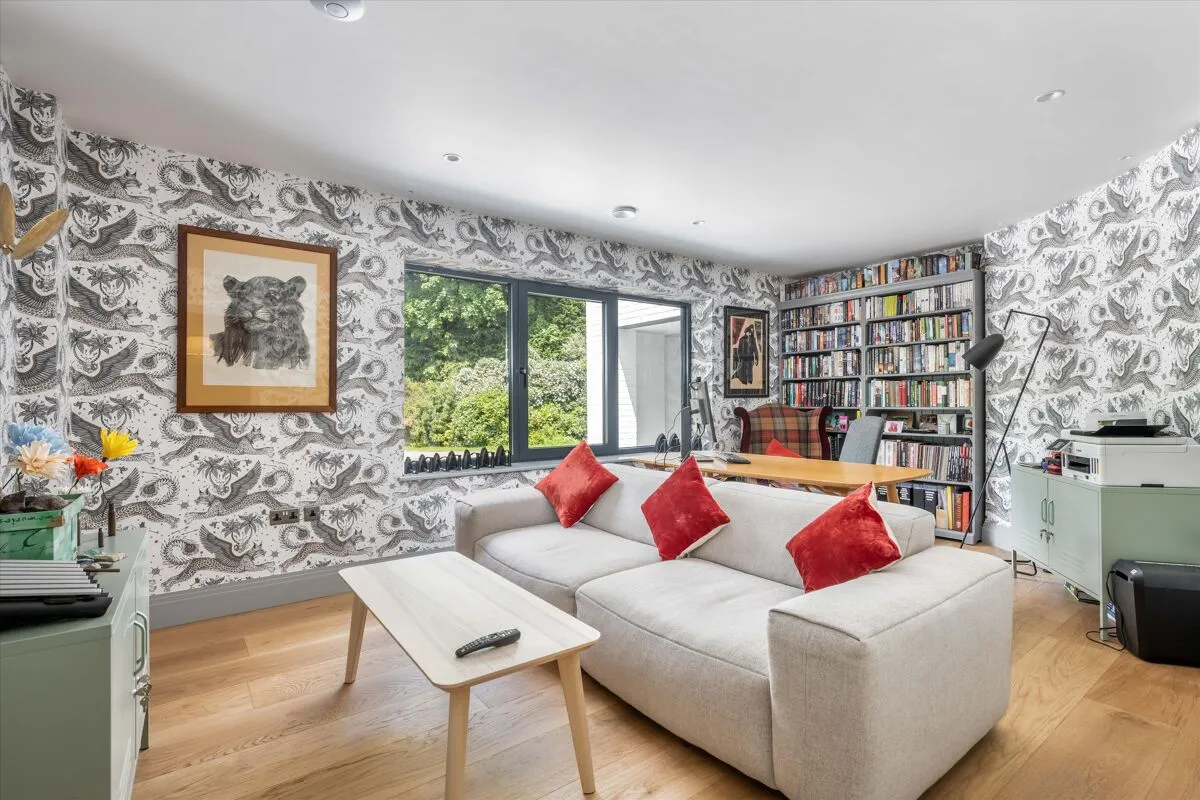 Farnham Lane, Haslemere, GU27, photo 6