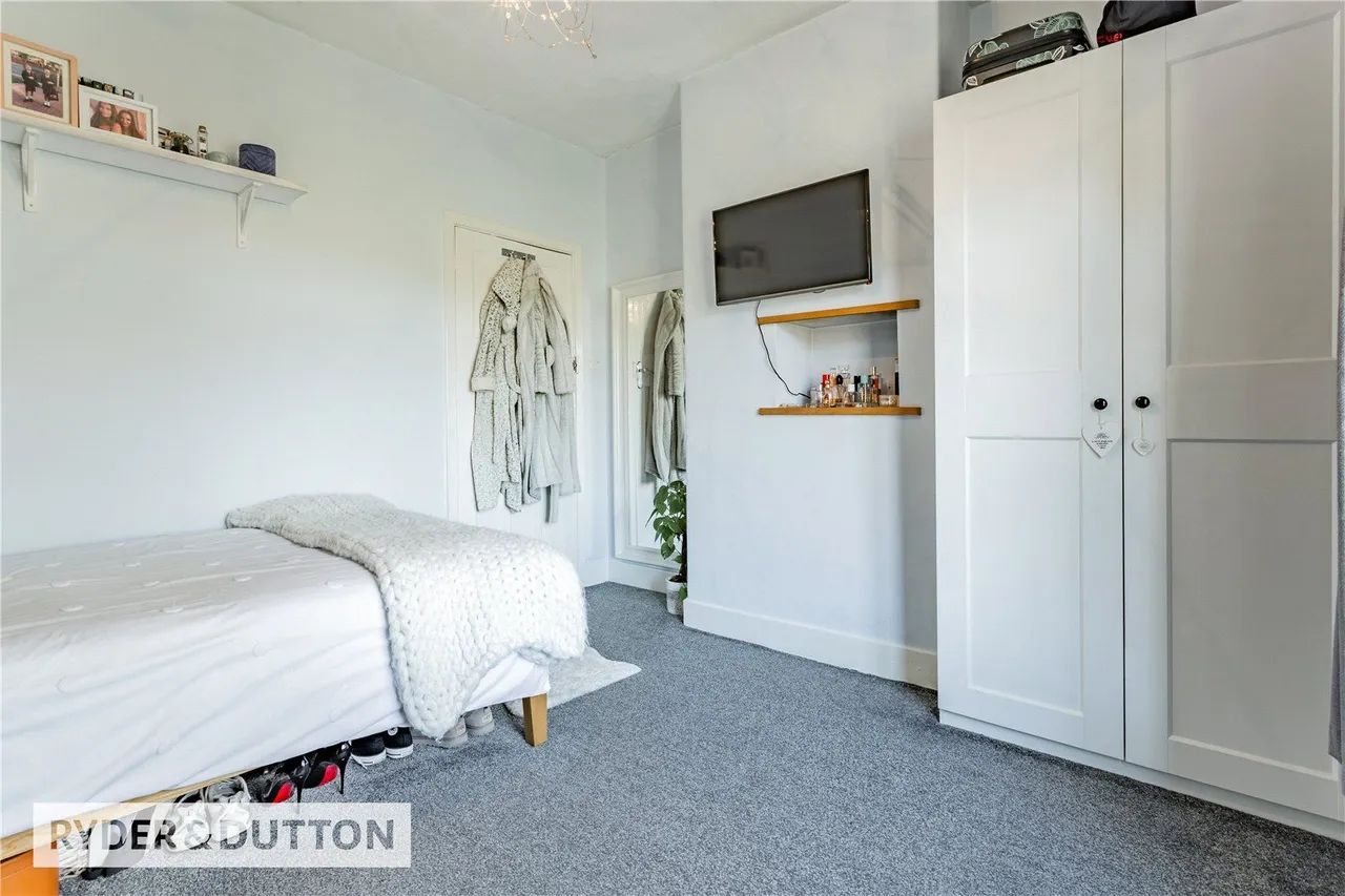 Currier Lane, Ashton-under-Lyne, OL6, photo 16