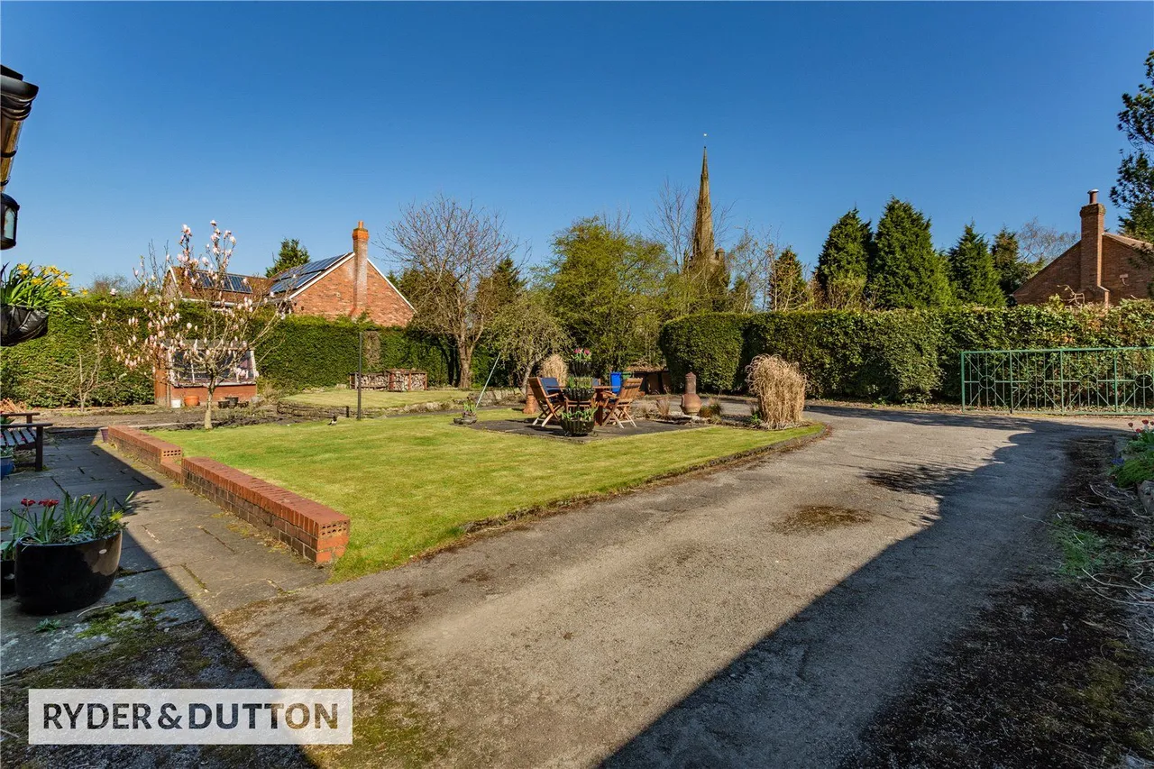 Currier Lane, Ashton-under-Lyne, OL6, photo 24