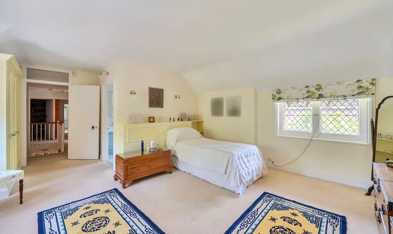 Epsom Road, Ashtead, KT21, photo 12