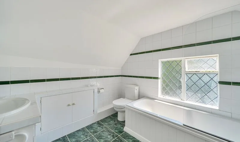 Epsom Road, Ashtead, KT21, photo 15