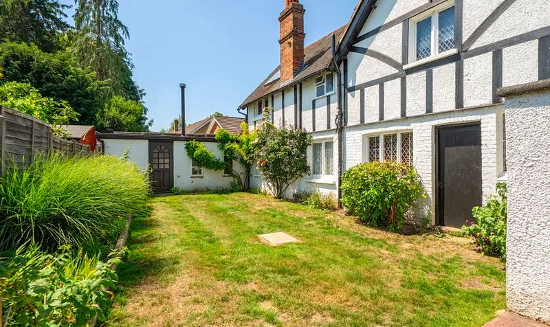 Epsom Road, Ashtead, KT21, photo 8