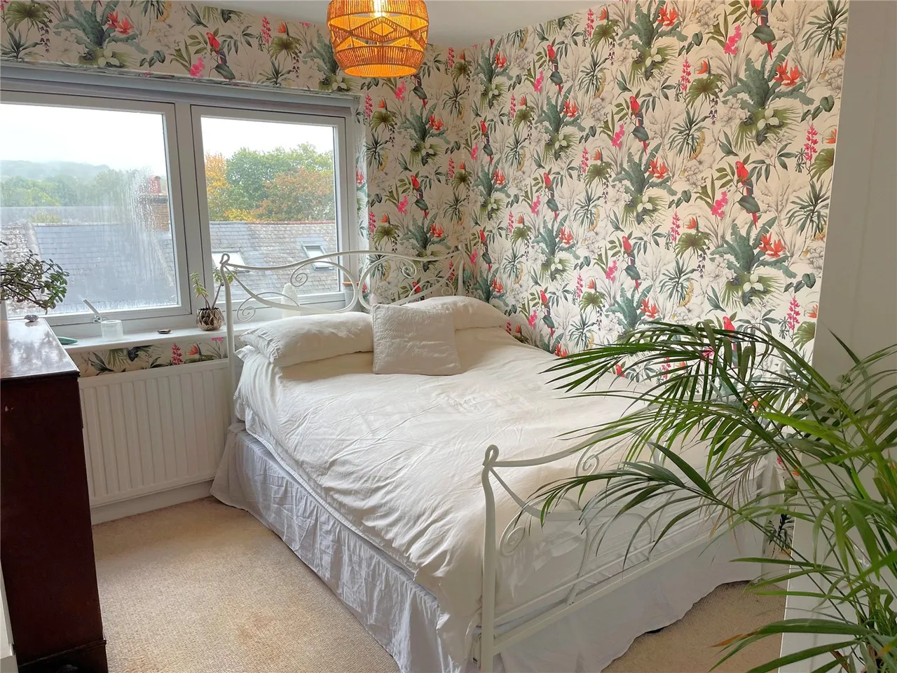 Newlands Place, Hartfield Road, RH18, photo 4