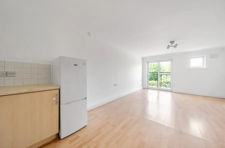 Chester Road, Stretford, M32, photo 11