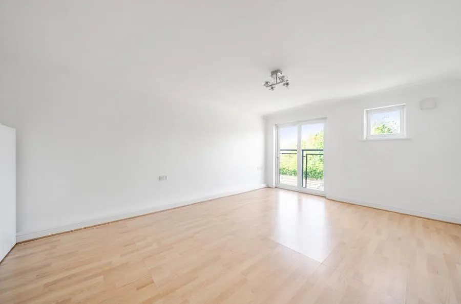 Chester Road, Stretford, M32, photo 2