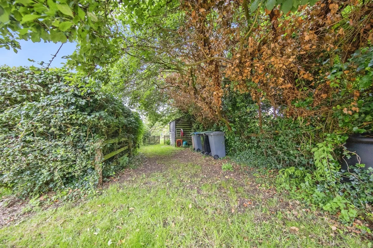 Long Row, Chillesford, IP12, photo 10