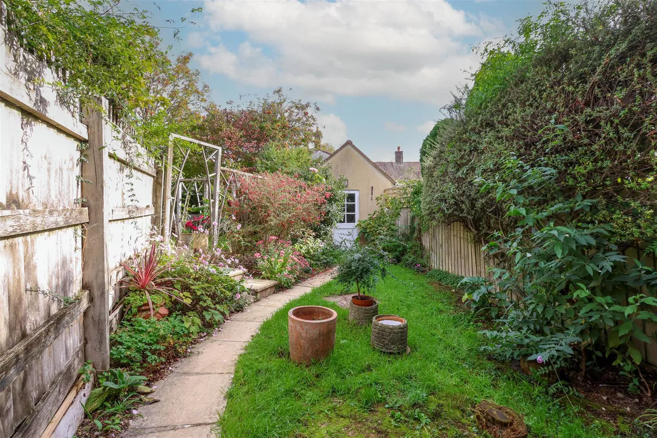 Brookhouse Street, Poundbury, DT1, photo 13