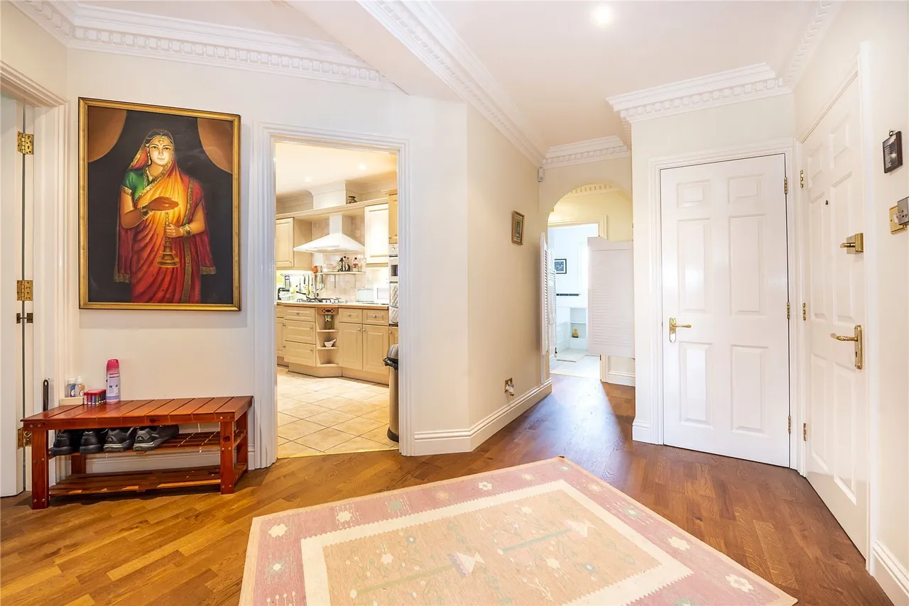 Clearwater Place, Surbiton, KT6, photo 4