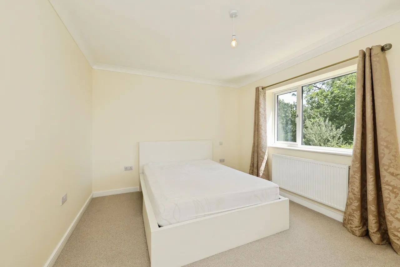 Bronwydd Road, Carmarthen, SA31, photo 22