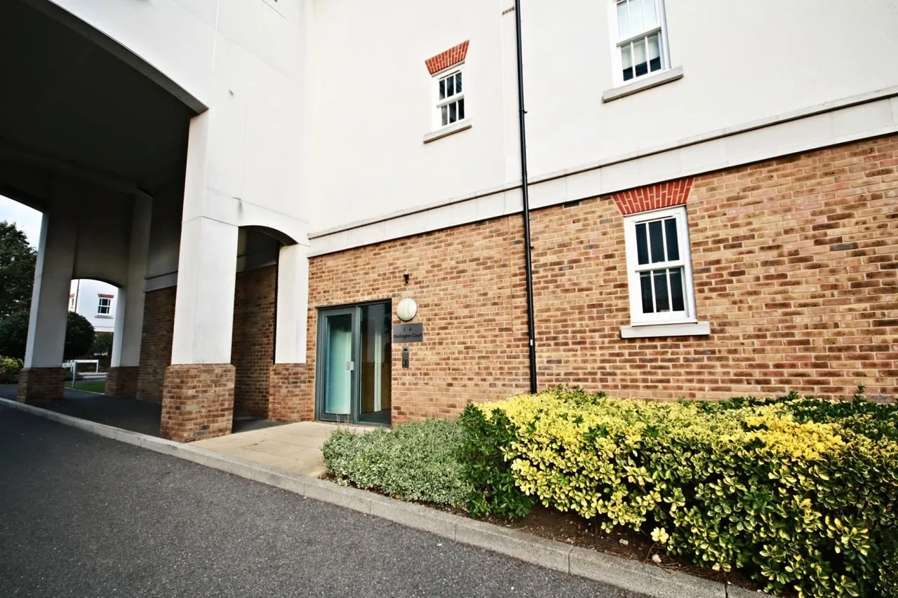 Woodmill Close, London, SW15, photo 9