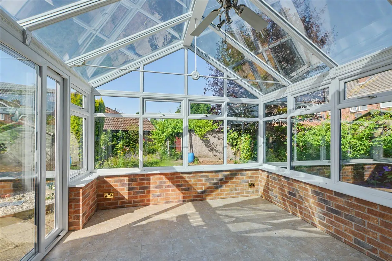 Rugeley Avenue, Long Eaton, NG10, photo 8