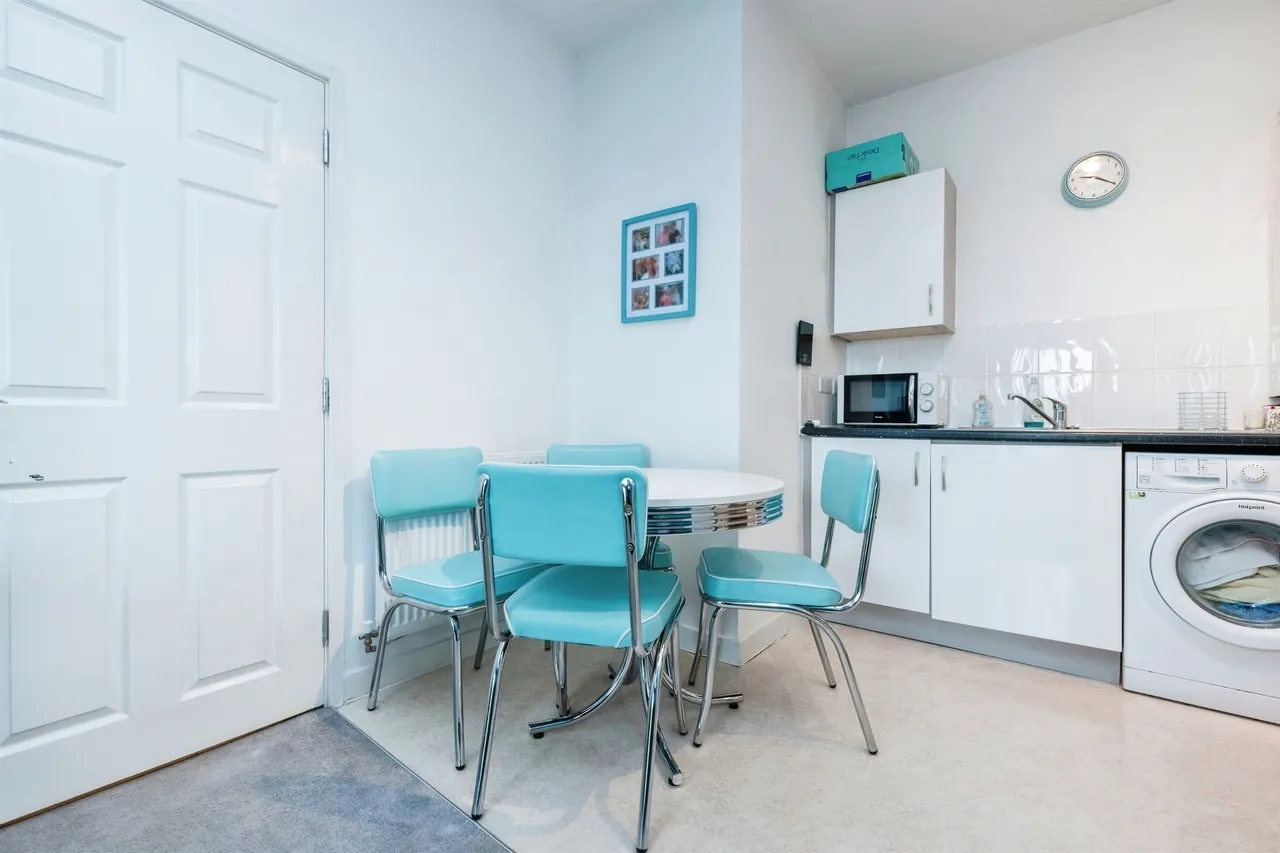 Daimler Drive, Dunstable, LU6, photo 6