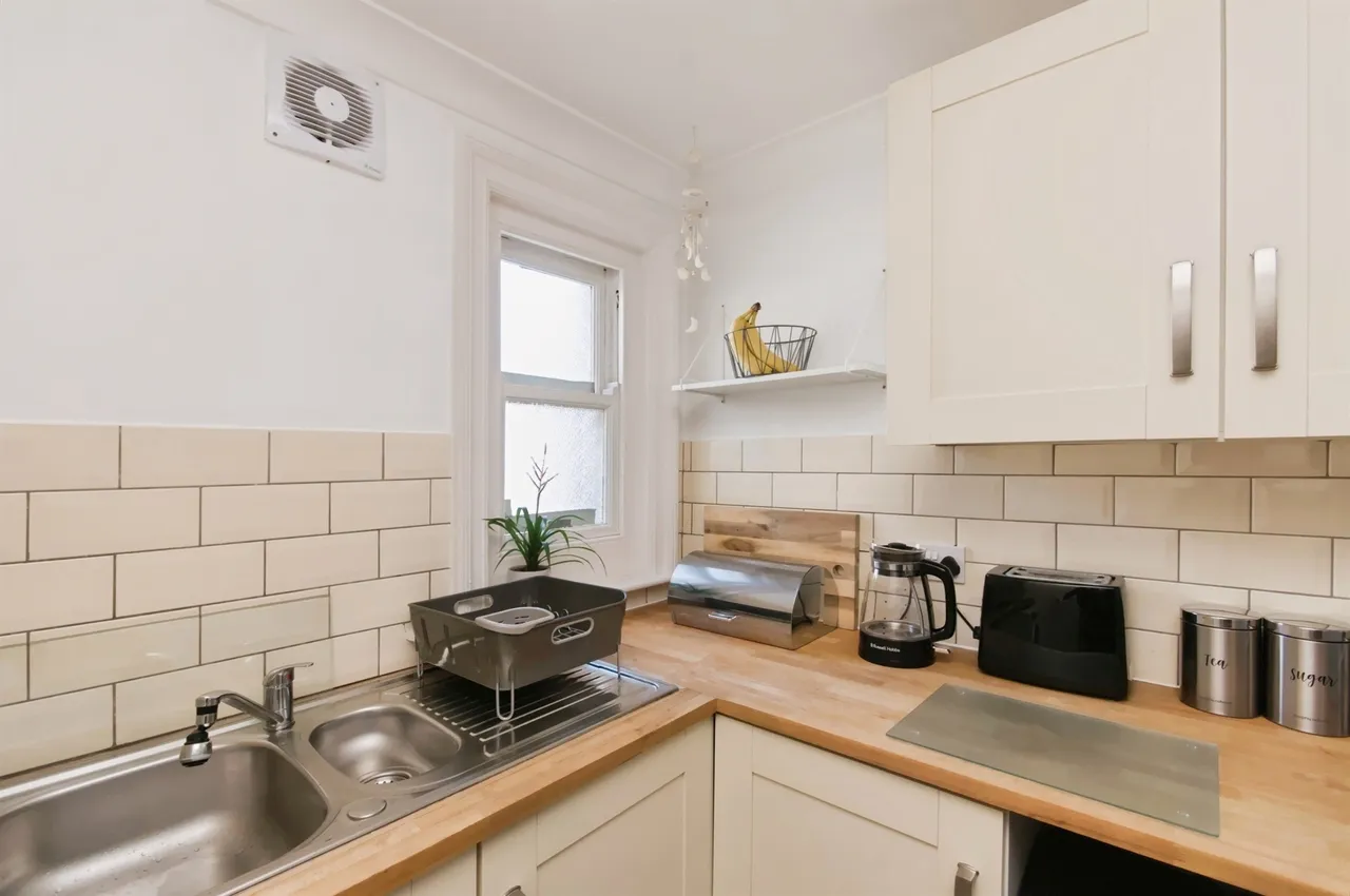 St. Leonards Road, Bexhill-On-Sea, TN40, photo 8