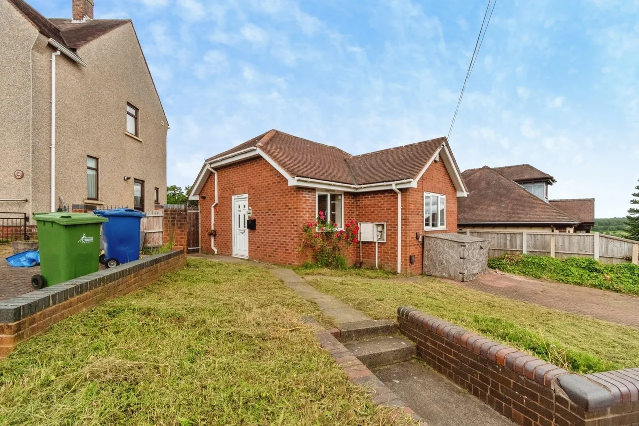 Bradbury Lane, Hednesford, Cannock, Staffordshire, WS12, photo 12