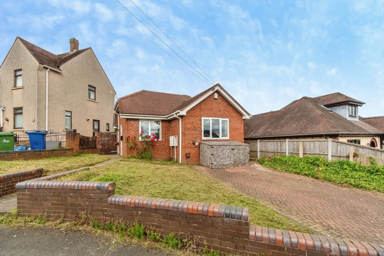 2 bed house for sale — Bradbury Lane, Hednesford, Cannock, Staffordshire, WS12