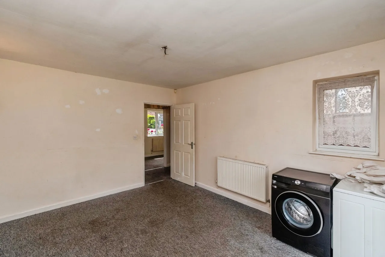Bradbury Lane, Hednesford, Cannock, Staffordshire, WS12, photo 5