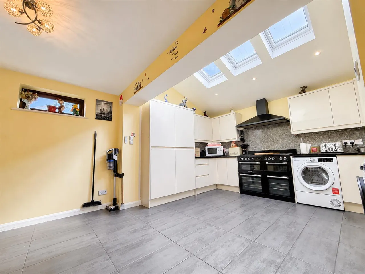 Alma Road, Brixham, photo 12
