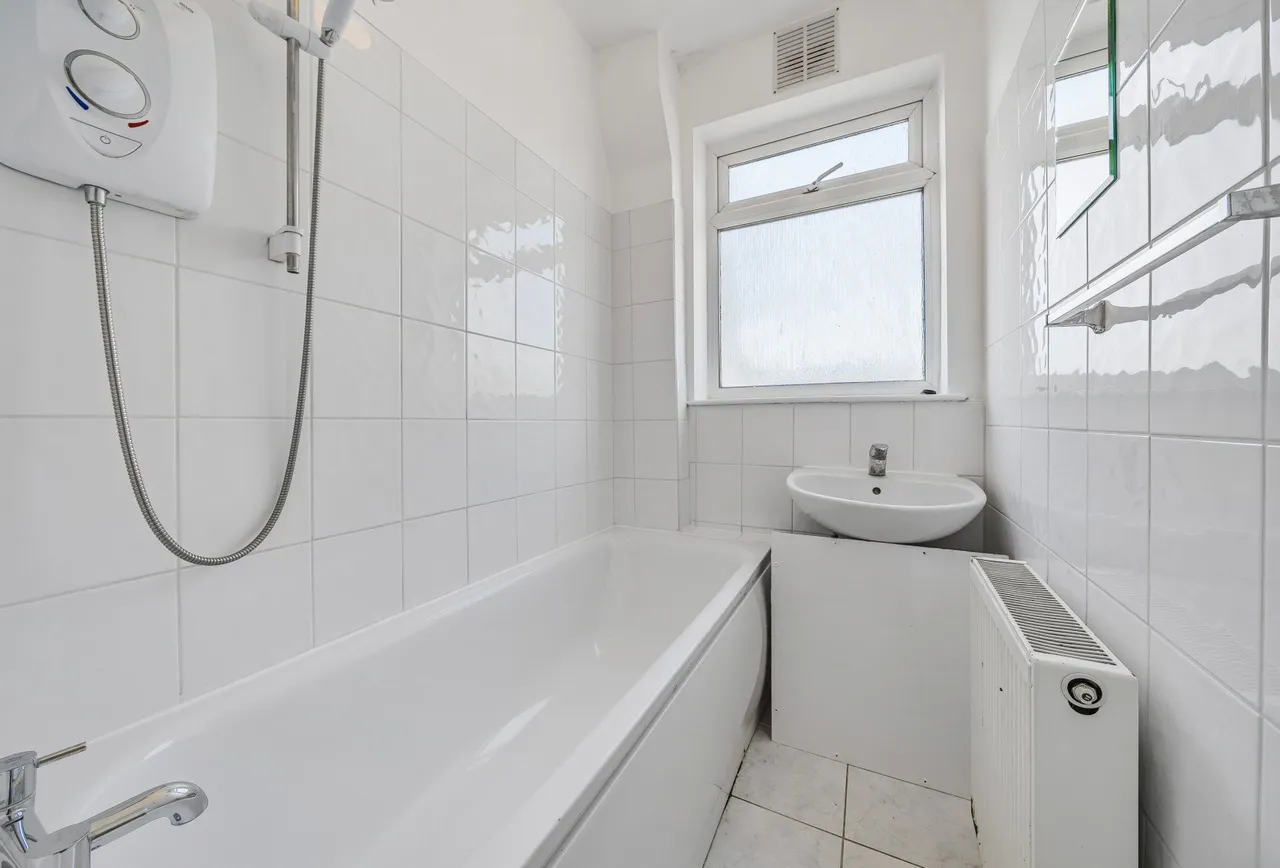 Streatham Road, Mitcham, CR4 2AE, photo 7