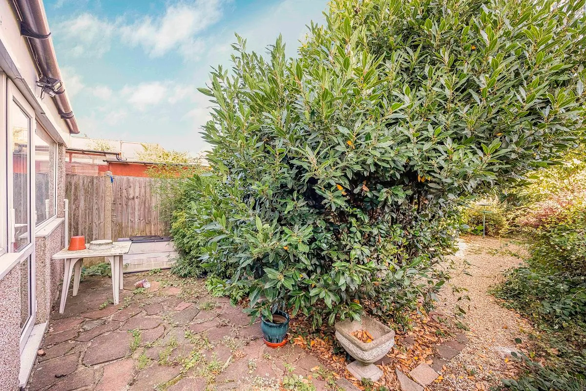 New North Road, Ilford, Essex, IG6 2UA, photo 3