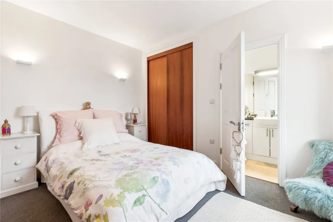 Olympic Mews, London, SW18, photo 13