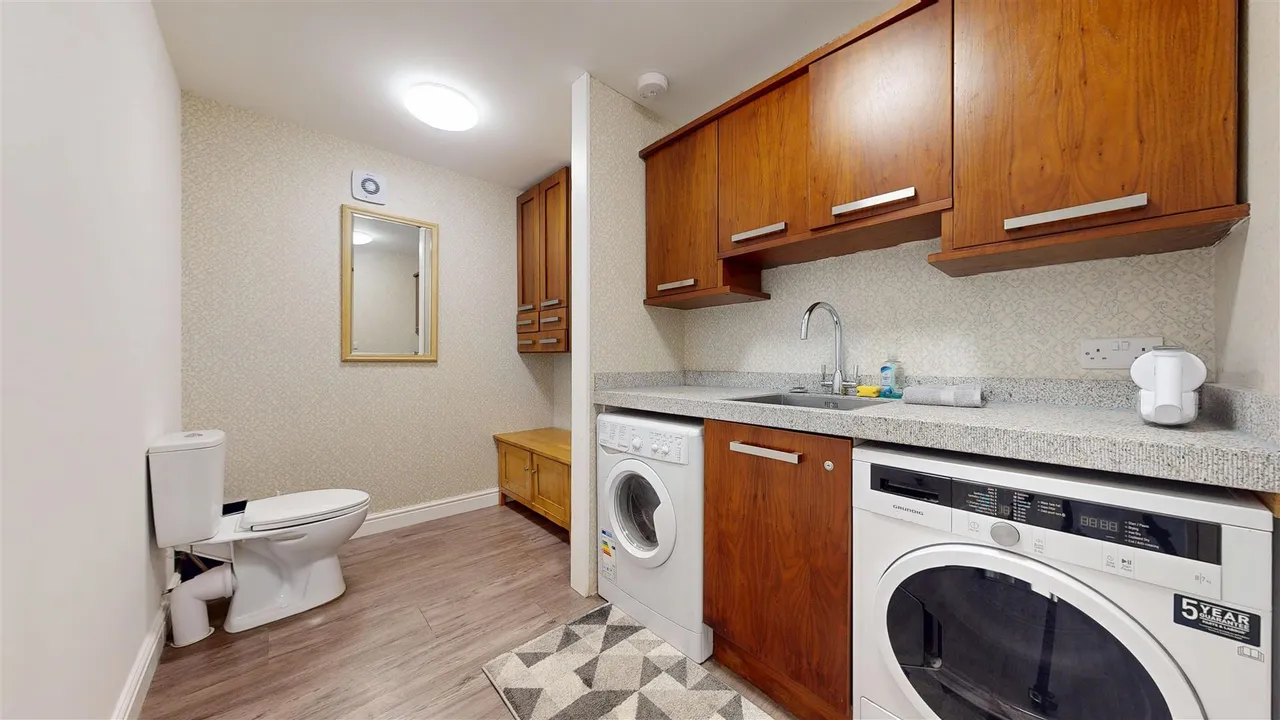 Vivian Drive, Southport, photo 13