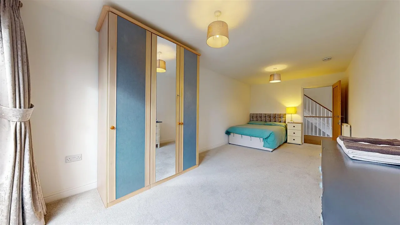 Vivian Drive, Southport, photo 16