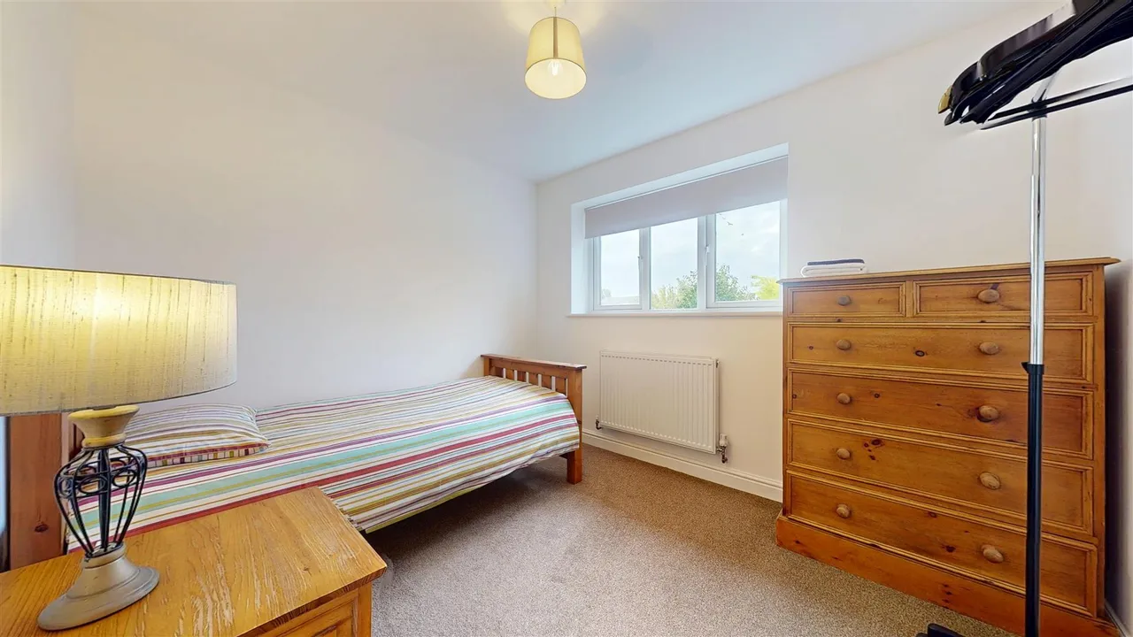 Vivian Drive, Southport, photo 22