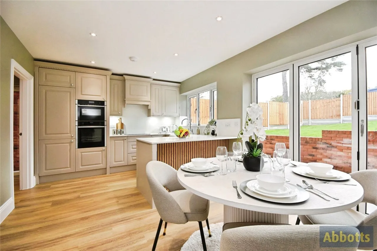 Down Hall Road, Rayleigh, Essex, SS6, photo 5