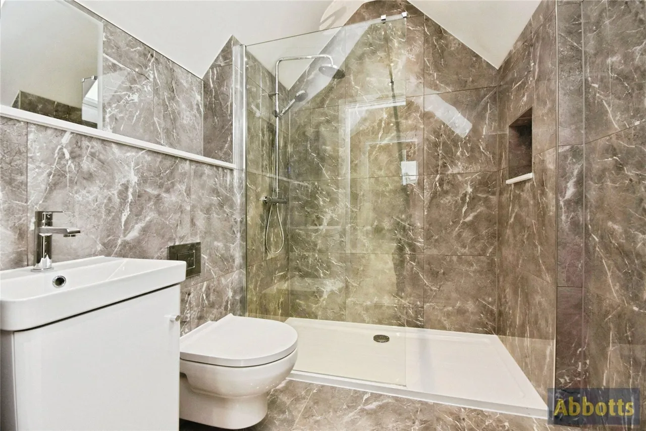 Down Hall Road, Rayleigh, Essex, SS6, photo 9