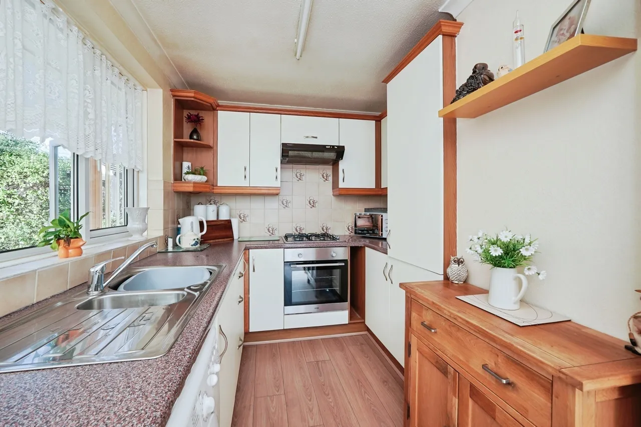 Singledge Avenue, Whitfield, Dover, Kent, CT16, photo 8