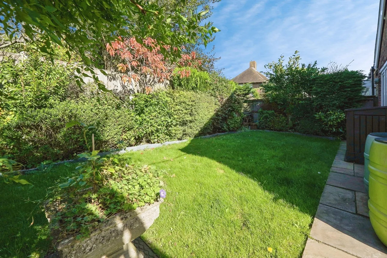 Singledge Avenue, Whitfield, Dover, Kent, CT16, photo 2