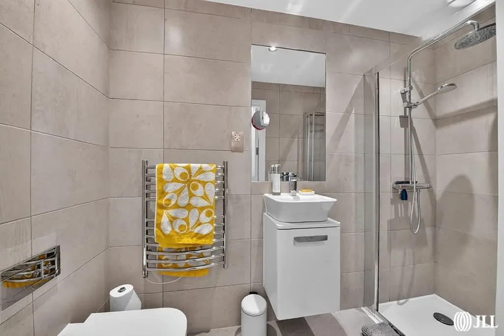 Peloton Avenue, London, E20, photo 6