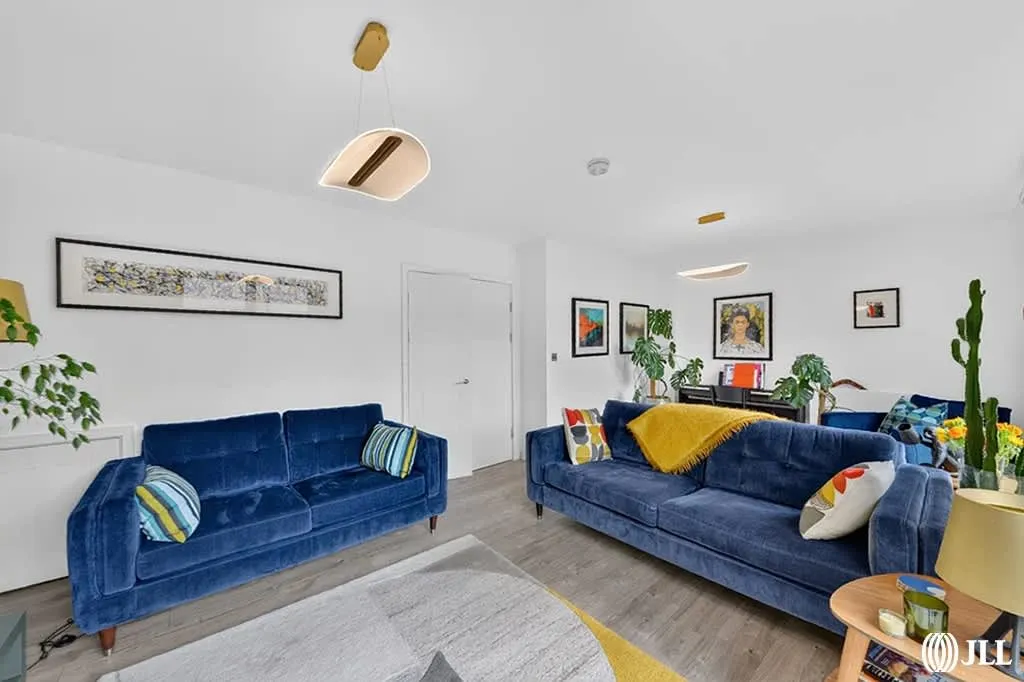 Peloton Avenue, London, E20, photo 14