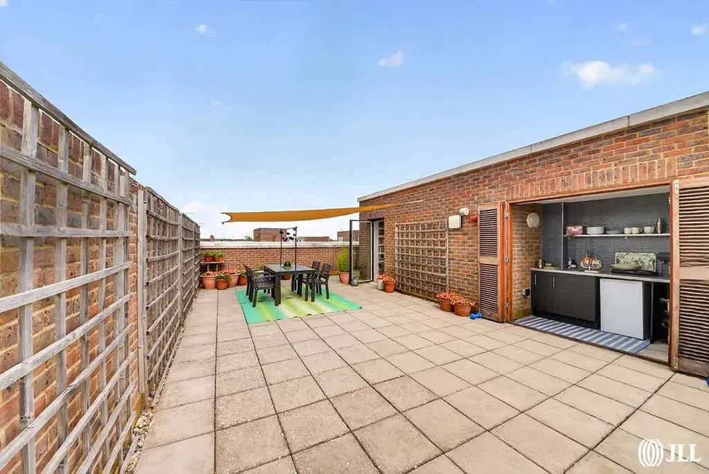 Peloton Avenue, London, E20, photo 2