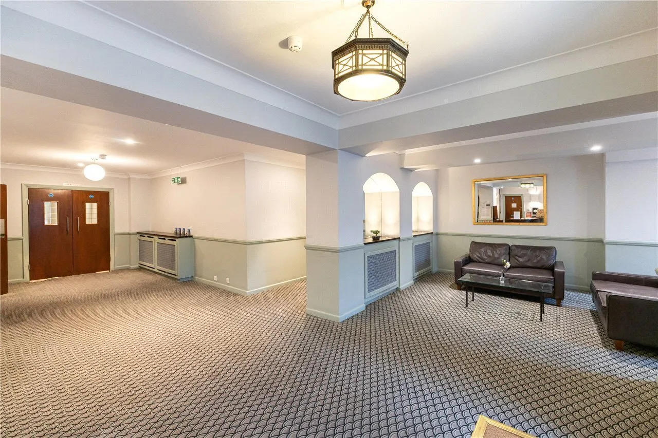 Palace Gardens Terrace, London, W8, photo 7