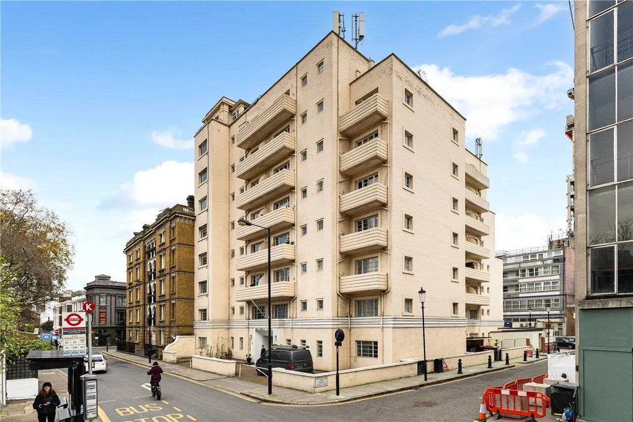 Palace Gardens Terrace, London, W8, photo 5