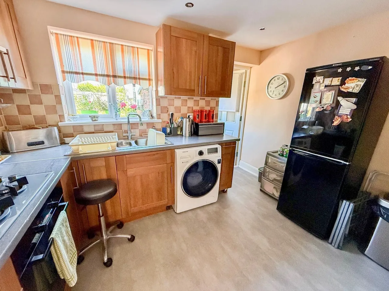 Meadowlands Avenue, Eastbourne, photo 7