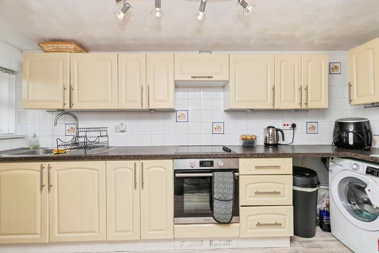 Watling Avenue, Seaham, Durham, SR7, photo 7