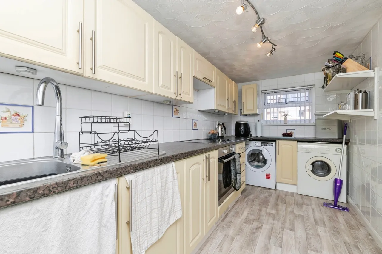 Watling Avenue, Seaham, Durham, SR7, photo 5
