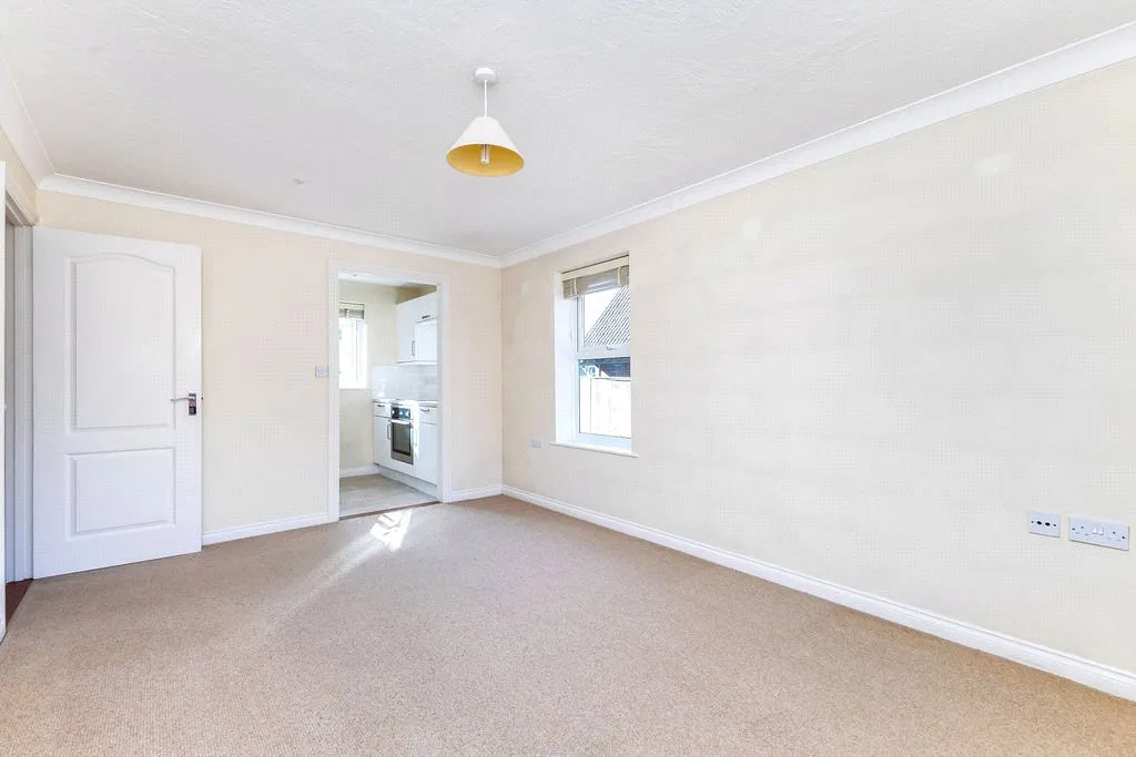 Headley Road, Grayshott, GU26, photo 2